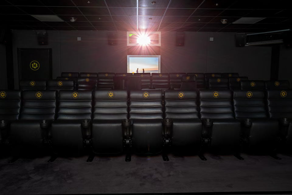 IMG - SALA CINEMA_l_Pagina_1